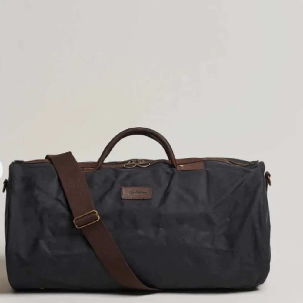Barbour Classic Wax Holdall in Navy Great Gift ! MSRP$295